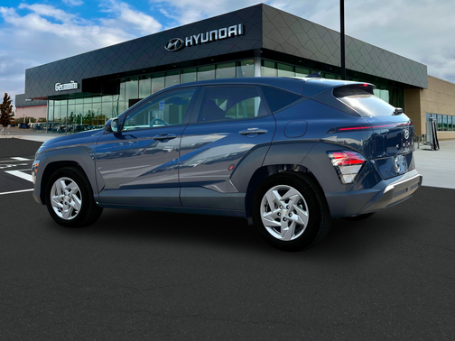 2025 Hyundai KONA SE