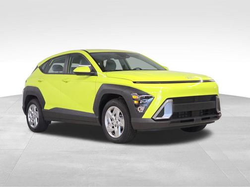 2025 Hyundai KONA SE