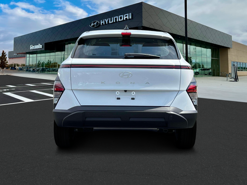 2025 Hyundai KONA SE