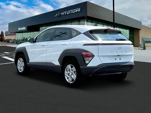 2025 Hyundai KONA SE