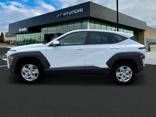 2025 Hyundai KONA SE