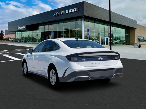 2026 Hyundai SONATA SE