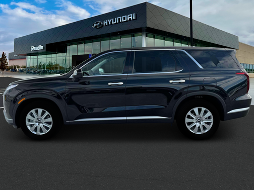 2025 Hyundai PALISADE SE