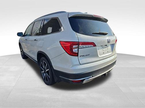 2019 Honda Pilot Touring 8-Passenger