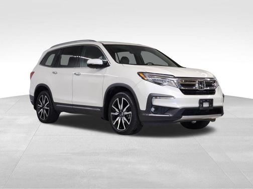 2019 Honda Pilot Touring 8-Passenger