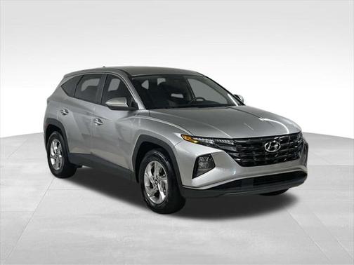 2022 Hyundai TUCSON SE