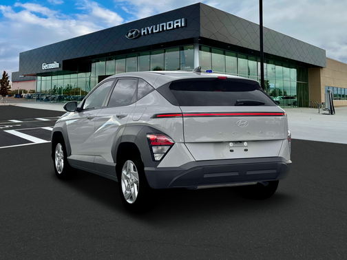 2026 Hyundai KONA SE