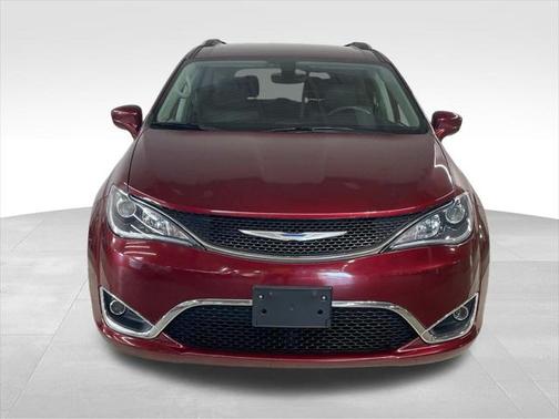 2018 Chrysler Pacifica Touring-L