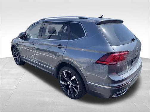 2022 Volkswagen Tiguan 2.0T SEL R-Line 4MOTION