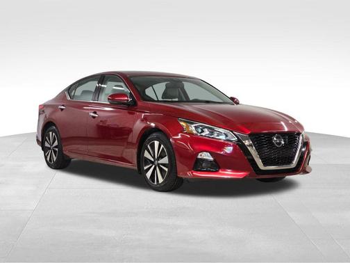 2020 Nissan Altima 2.5 SV