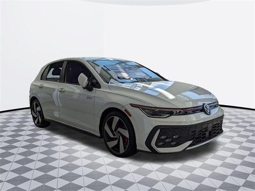 2025 Volkswagen Golf GTI 2.0T S DSG