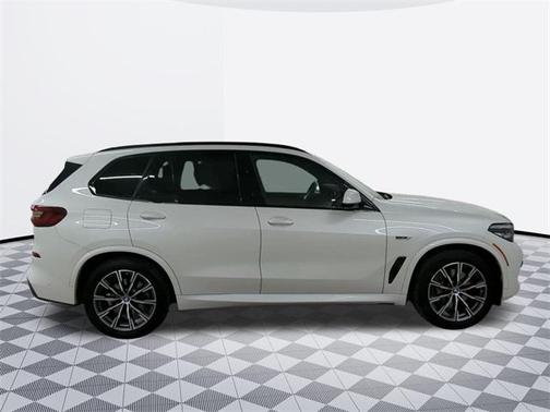 2022 BMW X5 PHEV xDrive45e