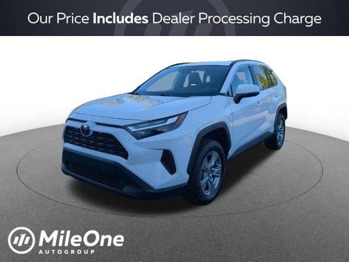 Ice Cap 2025 Toyota RAV4 XLE