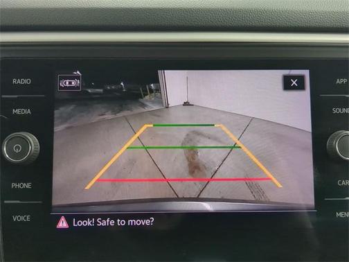 Platinum Gray Metallic 2021 Volkswagen Atlas 3.6L SE w/Technology