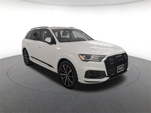 2022 Audi Q7 55 Premium Plus
