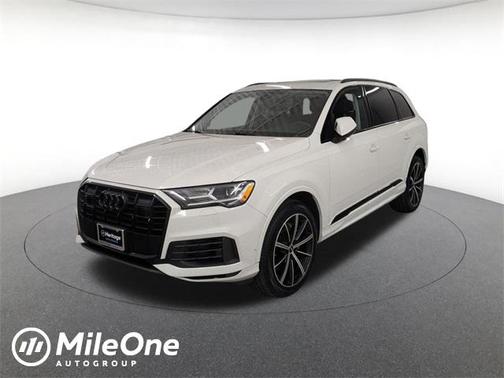 2022 Audi Q7 55 Premium Plus