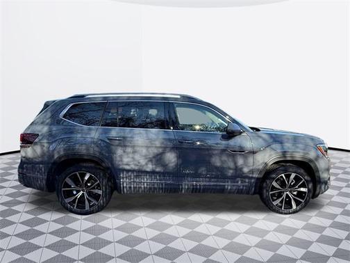 2025 Volkswagen Atlas 2.0T SEL Premium R-Line 4MOTION