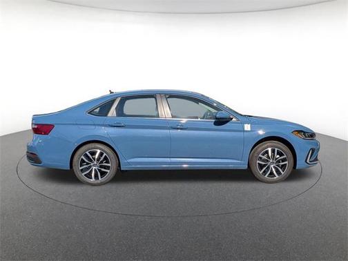 2026 Volkswagen Jetta 1.4T SE