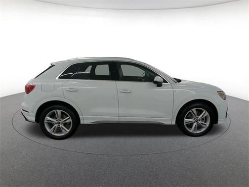 2022 Audi Q3 45 S line Premium Plus