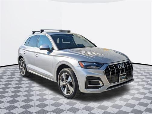 2023 Audi Q5 40 Premium