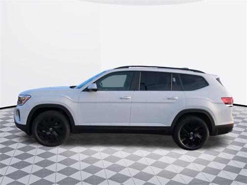 2025 Volkswagen Atlas 2.0T SE w/Technology 4MOTION