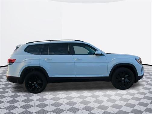2025 Volkswagen Atlas 2.0T SE w/Technology 4MOTION