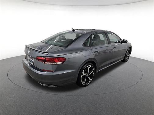 2020 Volkswagen Passat 2.0T R-Line