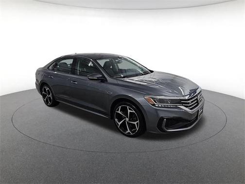 2020 Volkswagen Passat 2.0T R-Line