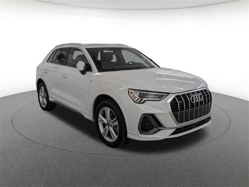 2023 Audi Q3 Premium 45 TFSI S line quattro Tiptronic