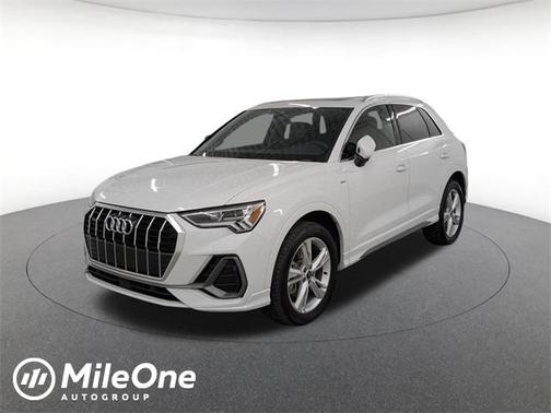 2023 Audi Q3 Premium 45 TFSI S line quattro Tiptronic