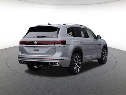 Silver Mist 2026 Volkswagen Atlas 2.0T SEL Premium R-Line 4MOTION