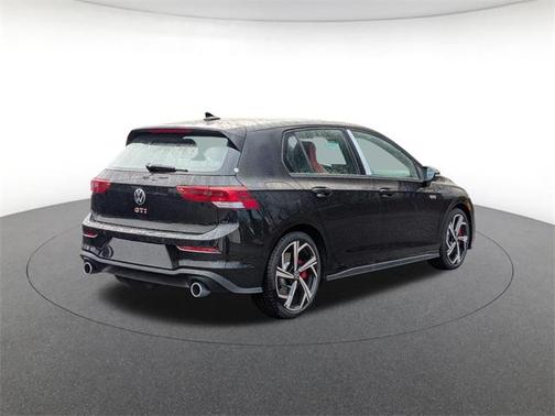 2026 Volkswagen Golf GTI 2.0T SE DSG