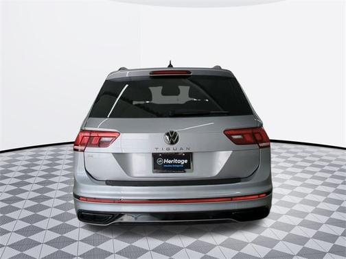 2024 Volkswagen Tiguan 2.0T SE R-Line Black