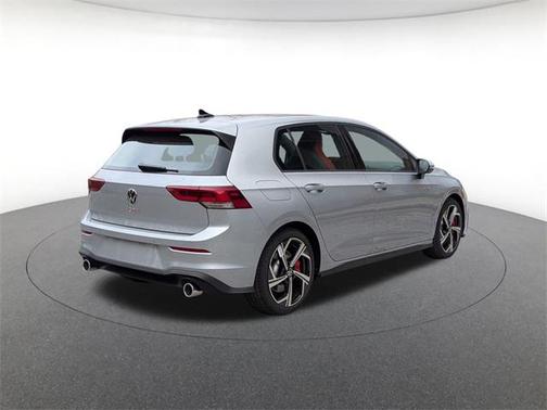 2026 Volkswagen Golf GTI 2.0T SE DSG