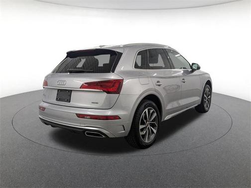 2022 Audi Q5 45 S line Premium