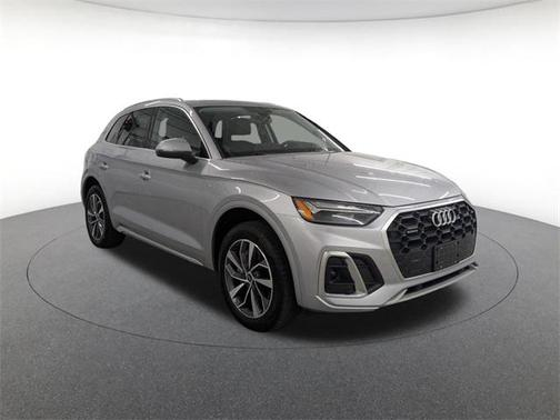2022 Audi Q5 45 S line Premium
