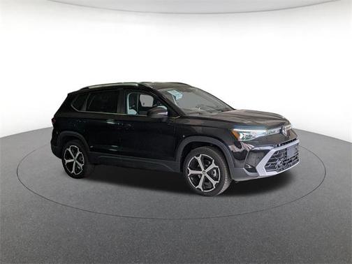 2026 Volkswagen Taos SEL