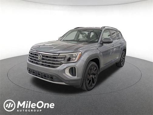 2025 Volkswagen Atlas 2.0T SE w/Technology 4MOTION