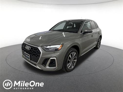2023 Audi Q5 45 S line Premium Plus