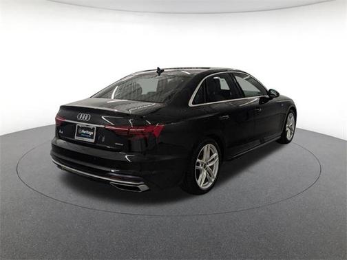2023 Audi A4 45 S line Premium