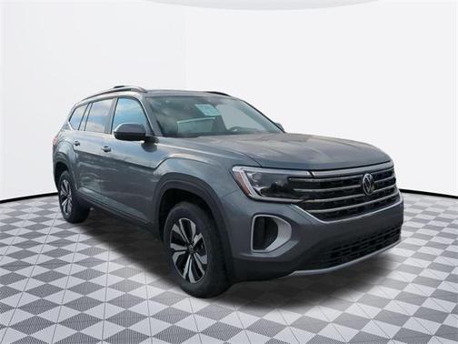 2025 Volkswagen Atlas 2.0T SE
