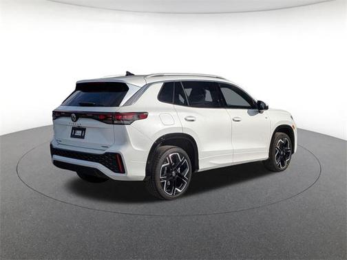 2026 Volkswagen Tiguan 2.0T SEL R-Line 4MOTION