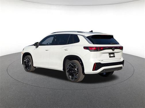 2026 Volkswagen Tiguan 2.0T SEL R-Line 4MOTION