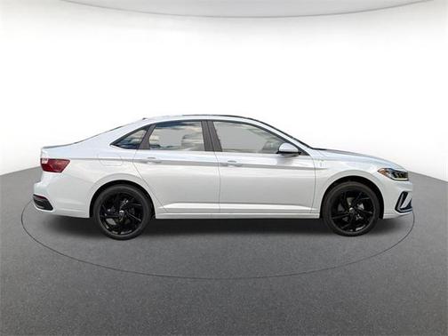 2026 Volkswagen Jetta 1.4T SE