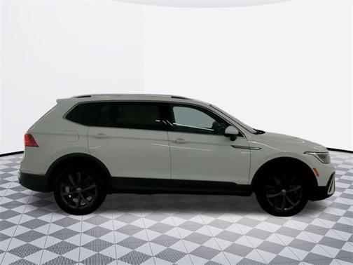 2022 Volkswagen Tiguan 2.0T SE 4MOTION