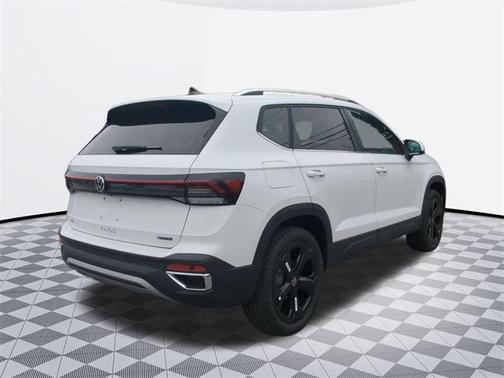 2025 Volkswagen Taos 1.5T SEL