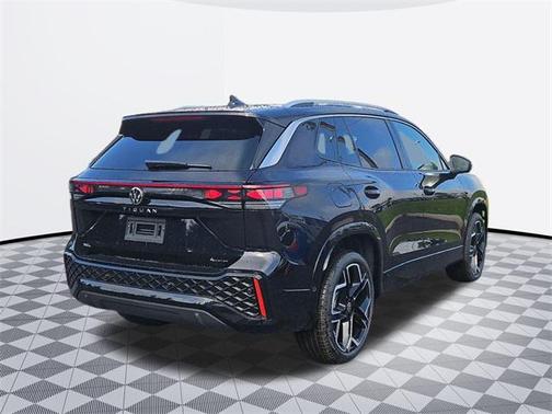 2025 Volkswagen Tiguan 2.0T SEL R-Line 4MOTION