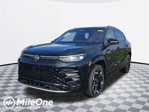 2025 Volkswagen Tiguan 2.0T SEL R-Line 4MOTION