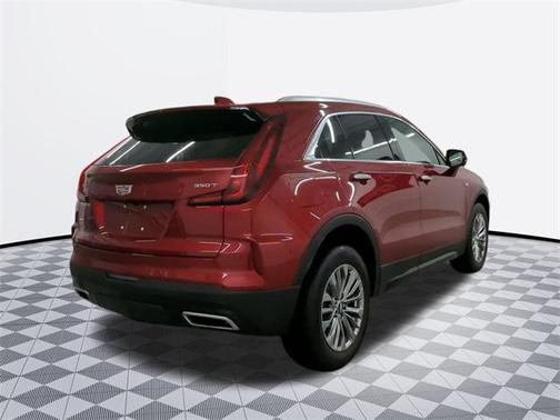 2025 Cadillac XT4 Premium Luxury