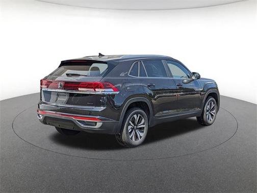 2026 Volkswagen Atlas Cross Sport 2.0T SE